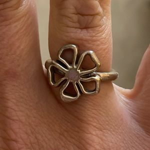 Tiffany open floral ring